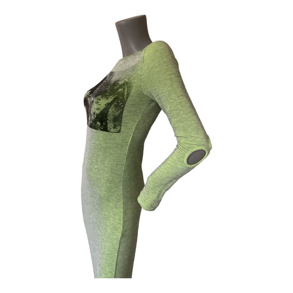 Long elegant light green dress - Picture 2 of 3